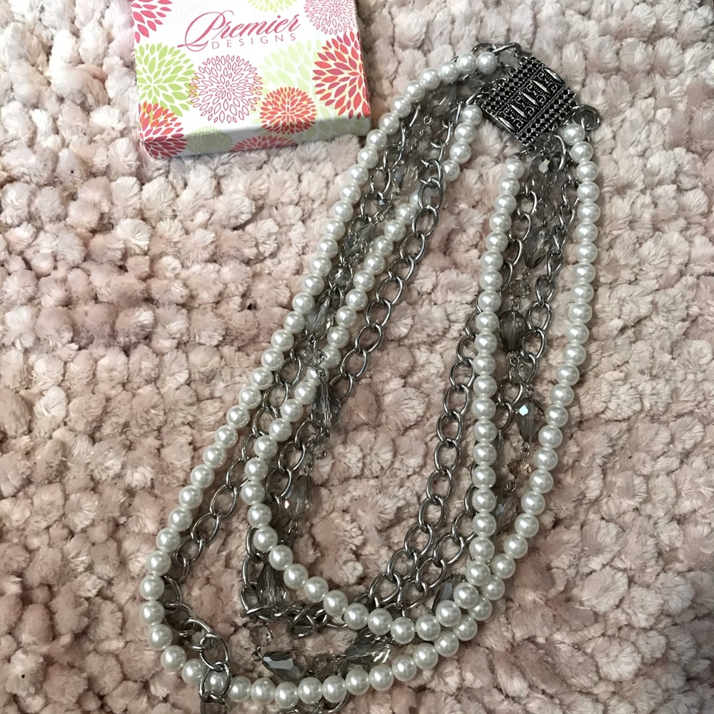Premier Designs Mutli Layered necklace